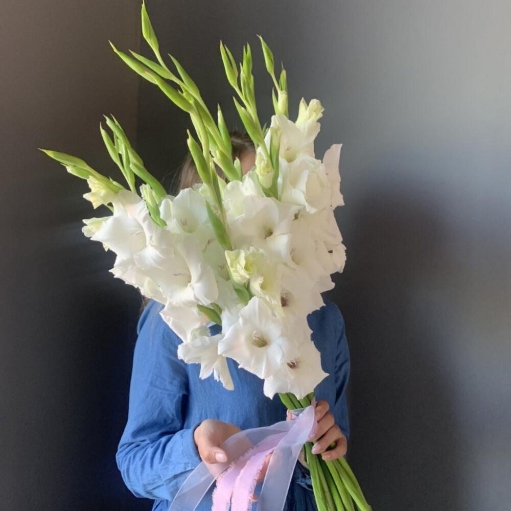 Букет гладиолусов